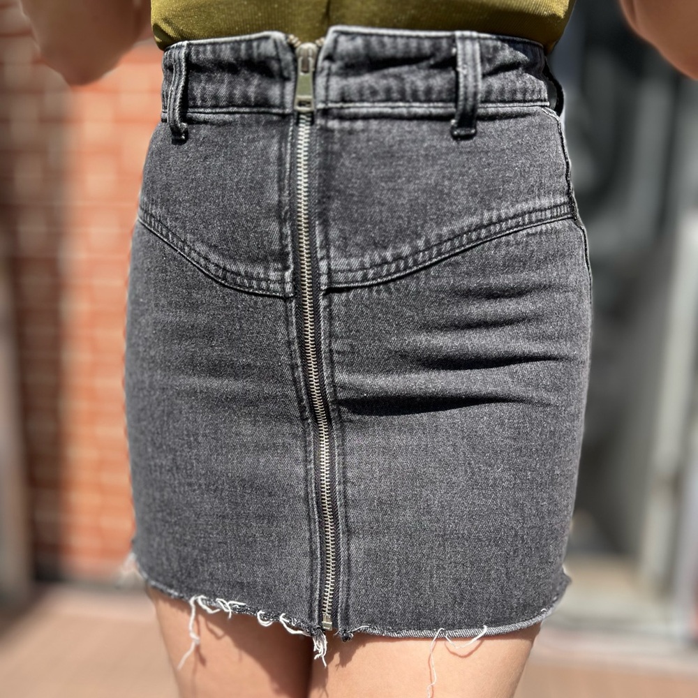 Pull & Bear Skirt Womens Small Black Mini A-line Zip Denim Casual Short Ladies